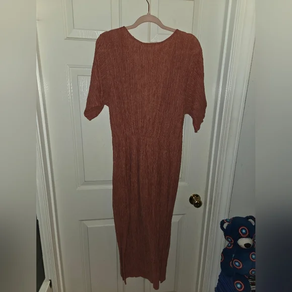 FINAL PRICE!! All in Favor Terracotta Midi Dress - Picture 3 of 8